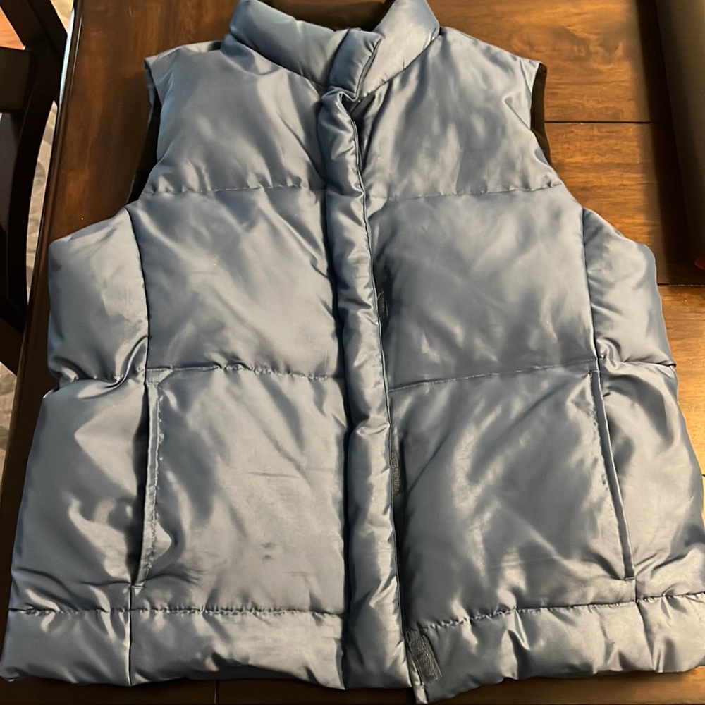 Gap size small- blue puffer vest EUC